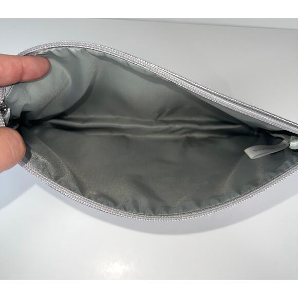 New Silver Metallic Elemis Cosmetic Bag Pouch - Picture 4 of 6